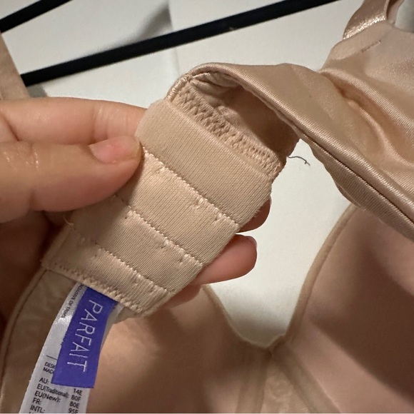 Parfait by Affinitas bra Womens 36DDD beige nude emma Plunge convertible strap - Picture 4 of 6